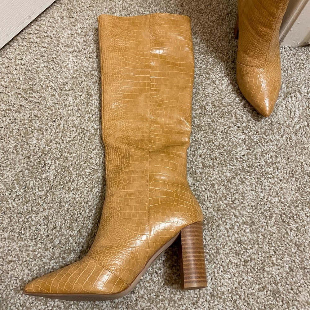 Knee high boot